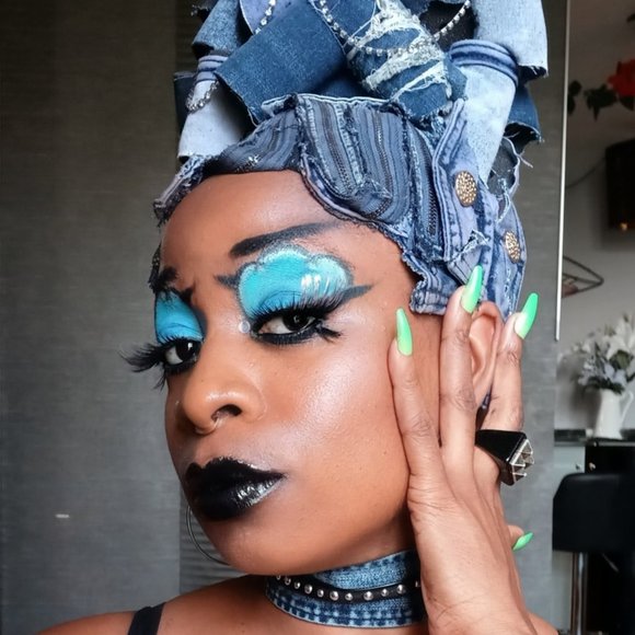 Meet your Posher, Tiffy G. - Picture 3 of 16